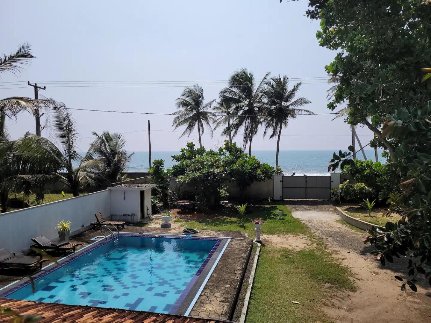 Villa Sea Sprays Hikkaduwa Ngoại thất bức ảnh