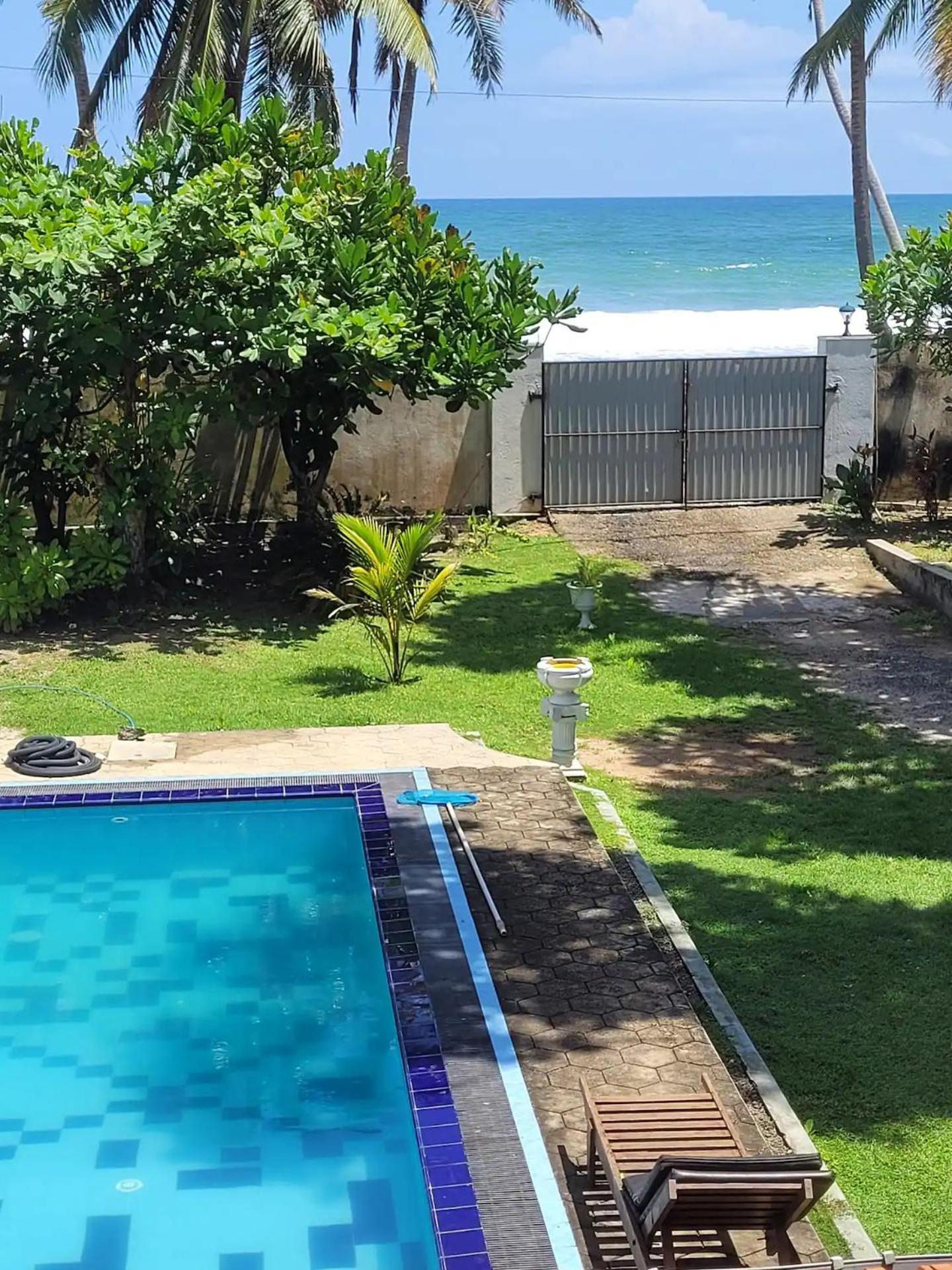 Villa Sea Sprays Hikkaduwa Ngoại thất bức ảnh